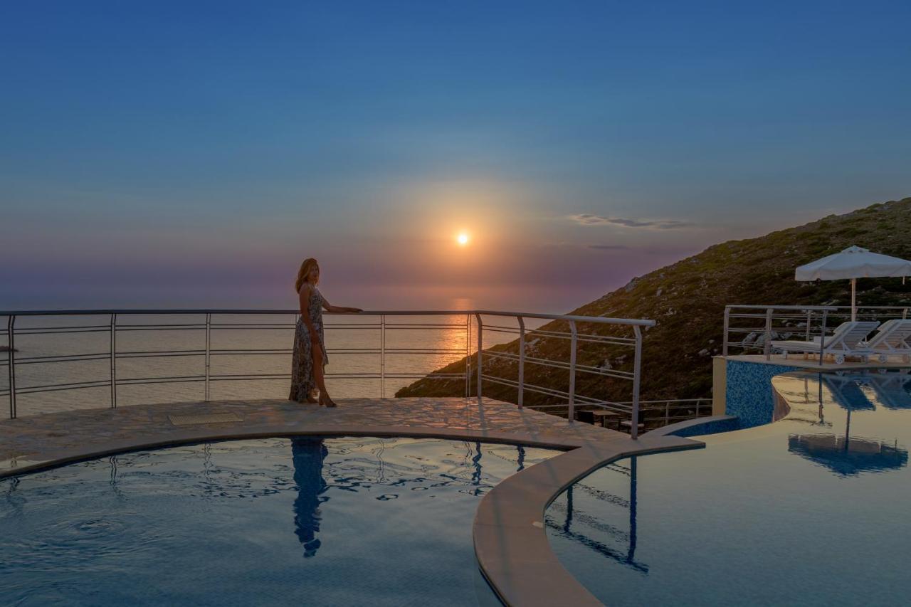 Petani Bay Hotel - Adults Only Вовикес Экстерьер фото