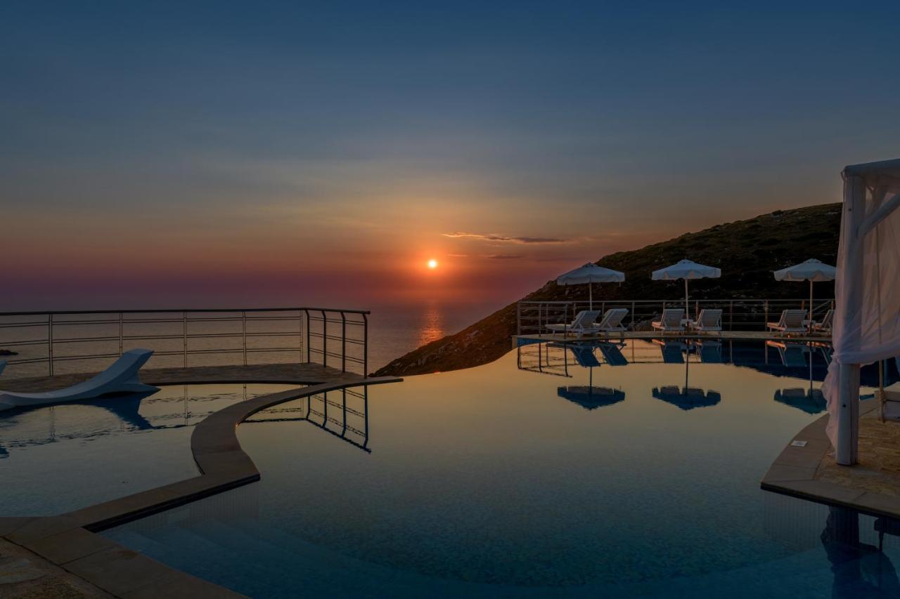 Petani Bay Hotel - Adults Only Вовикес Экстерьер фото