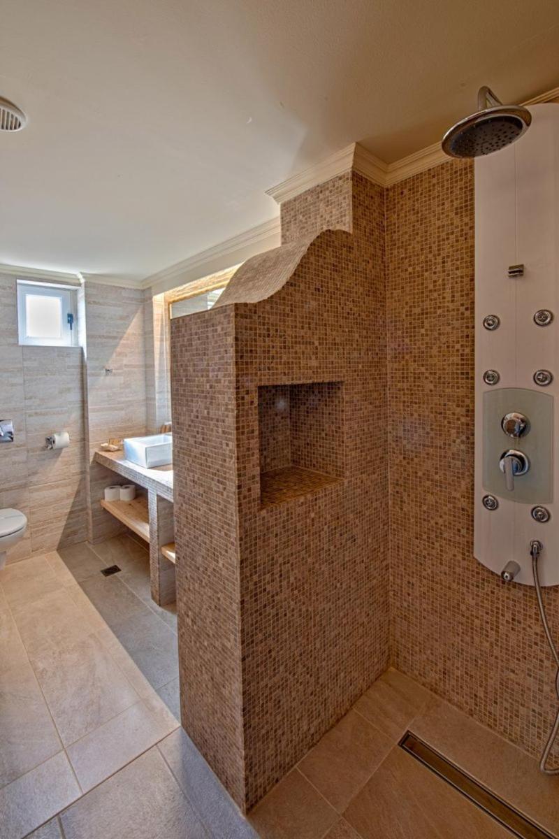 Petani Bay Hotel - Adults Only Вовикес Экстерьер фото