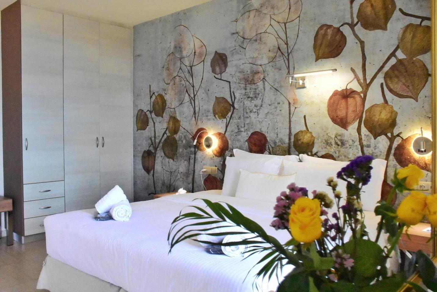 Petani Bay Hotel - Adults Only Вовикес Экстерьер фото